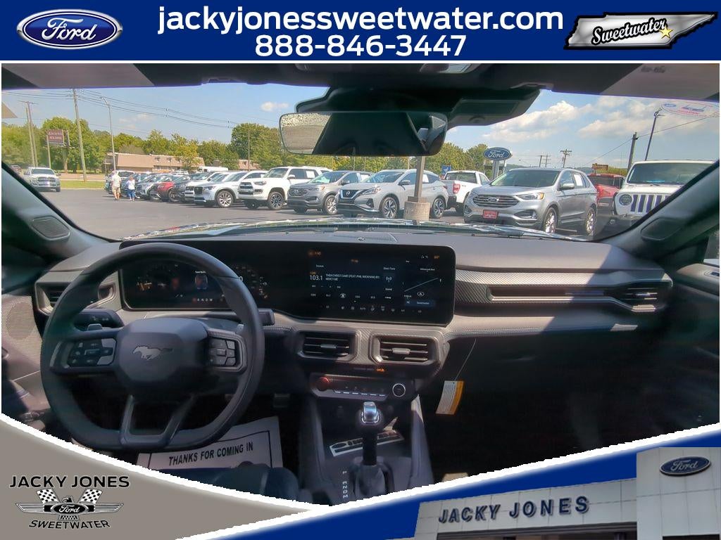 2025 Ford Mustang Dark Horse