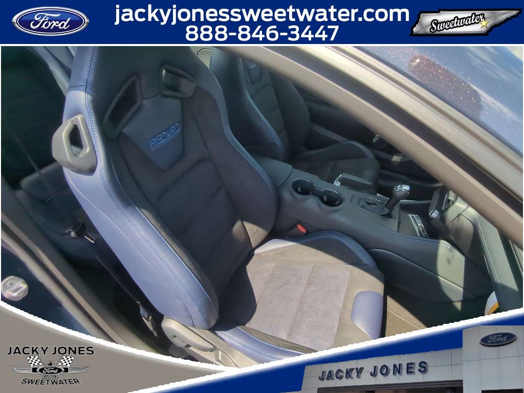 2025 Ford Mustang Dark Horse