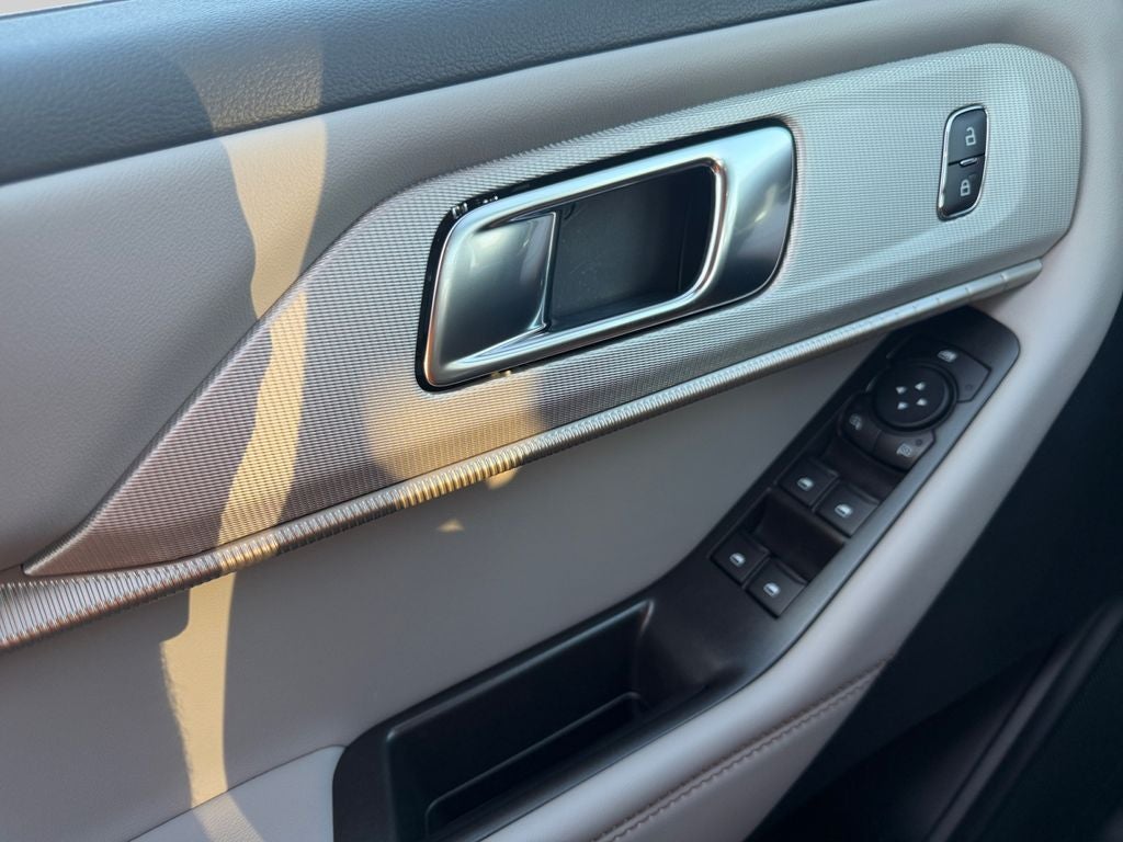 2027 Ford Explorer Active-Upcoming Demo