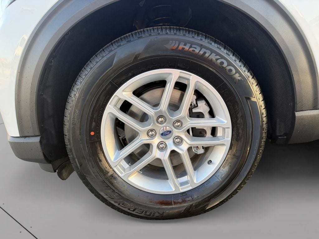 2027 Ford Explorer Active-Upcoming Demo