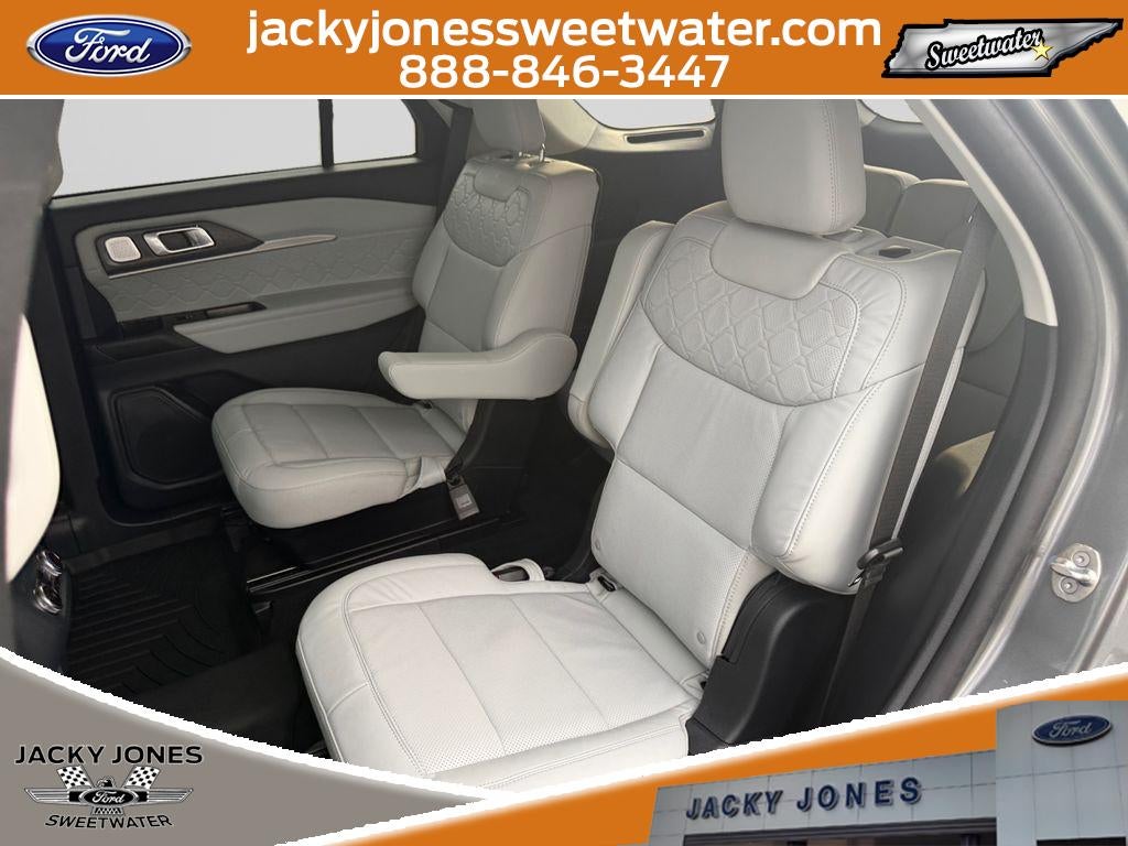 2025 Ford Explorer Platinum Ultimate Pkg