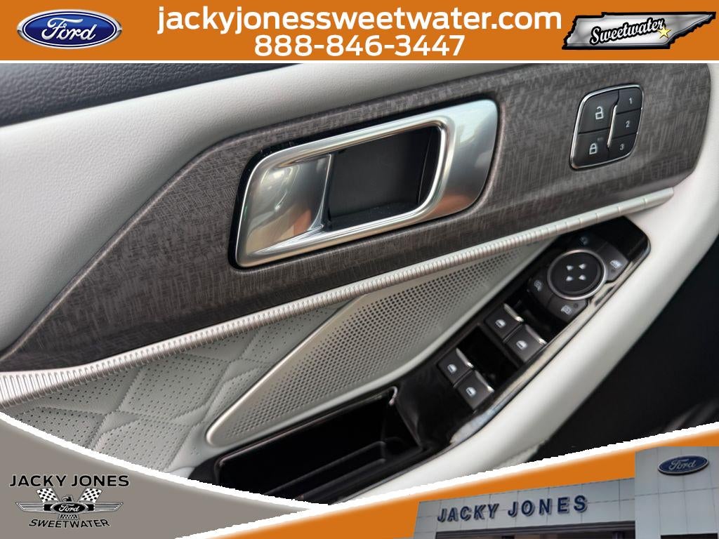 2025 Ford Explorer Platinum Ultimate Pkg