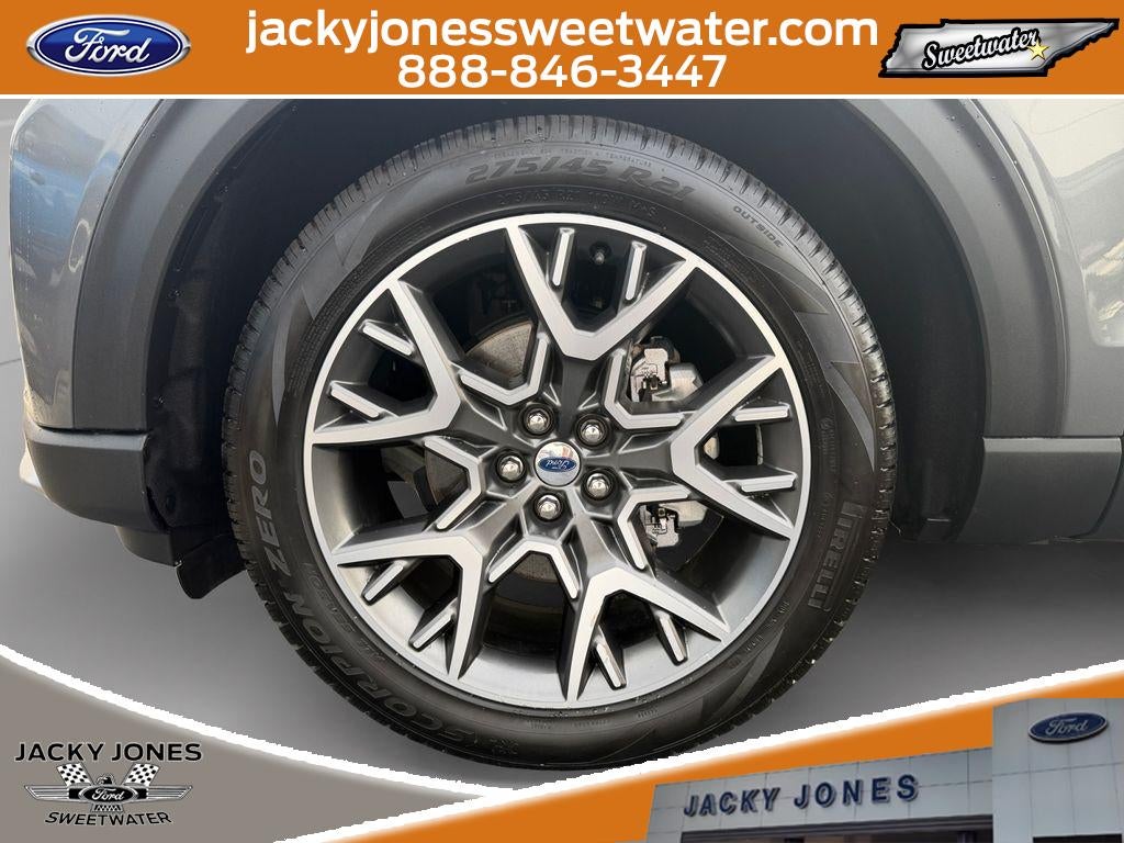 2025 Ford Explorer Platinum Ultimate Pkg