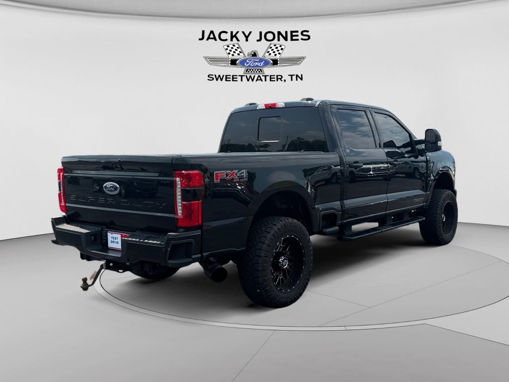2023 Ford F-250 LARIAT