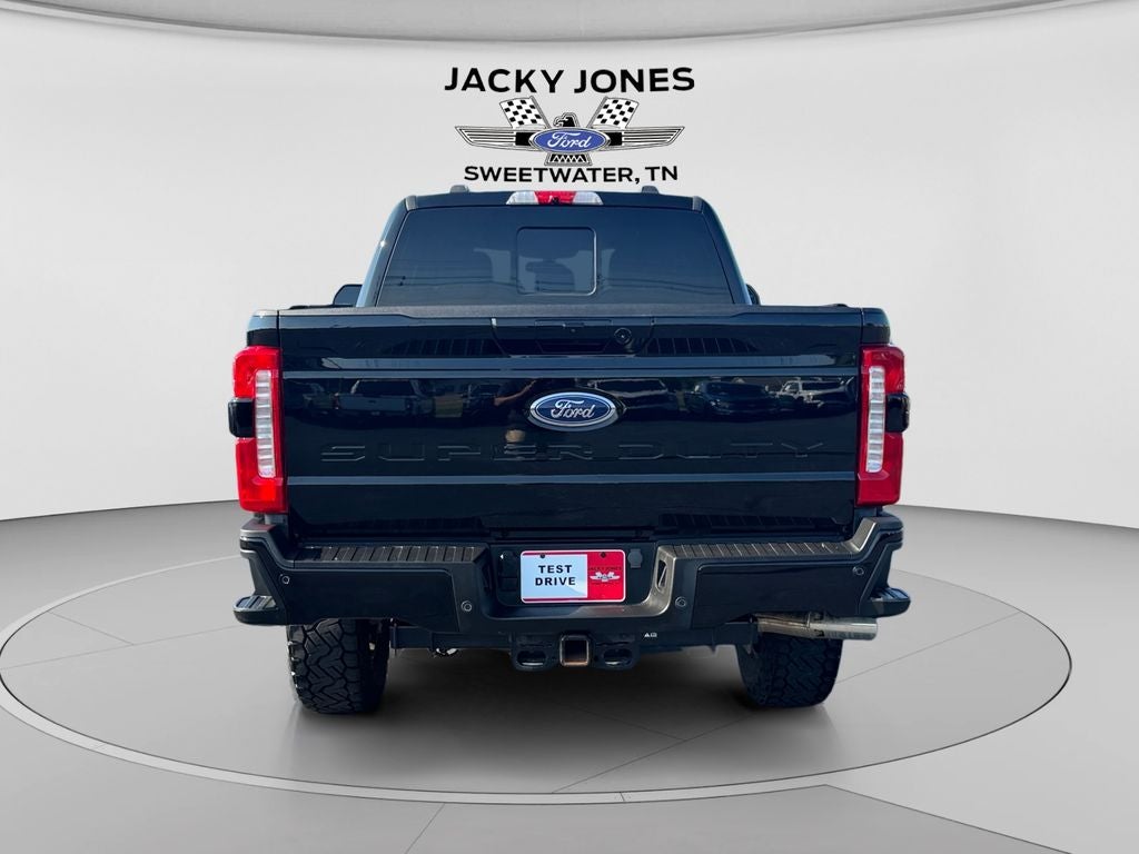 2024 Ford F-350 LARIAT