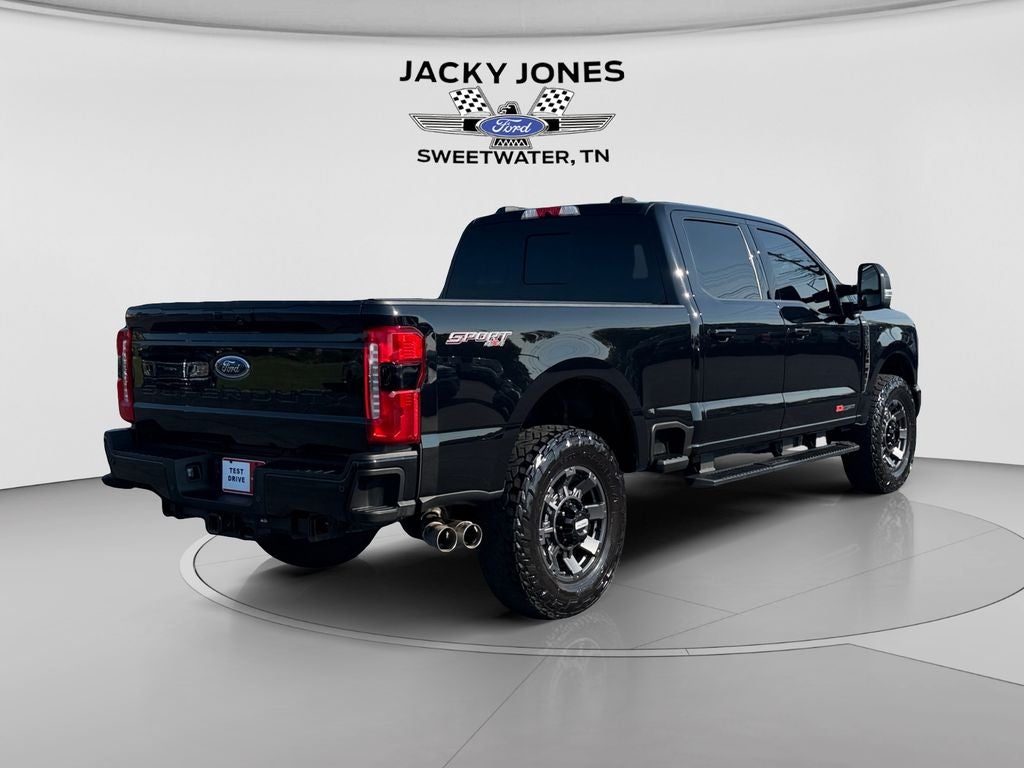 2024 Ford F-350 LARIAT
