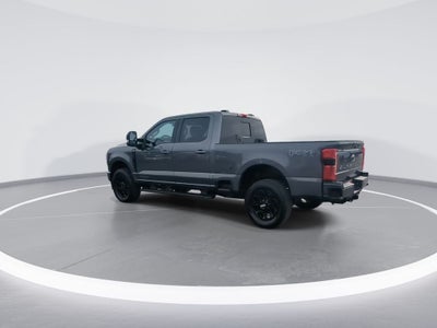 2025 Ford F-350 LARIAT