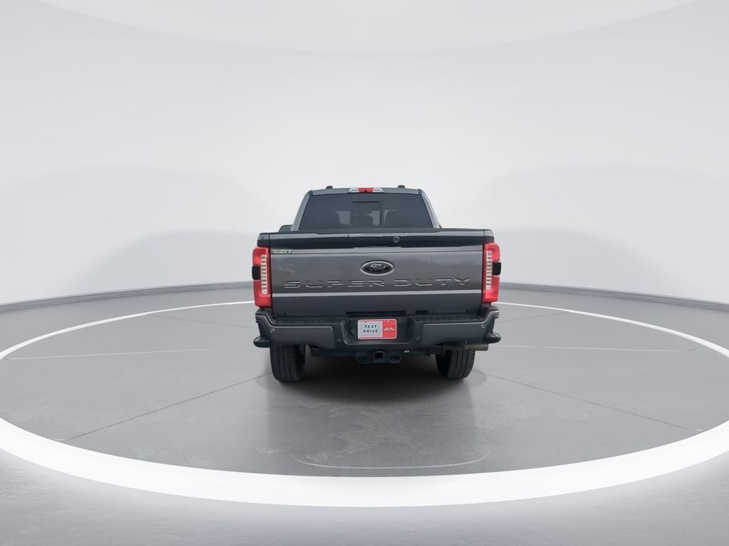 2025 Ford F-350 LARIAT