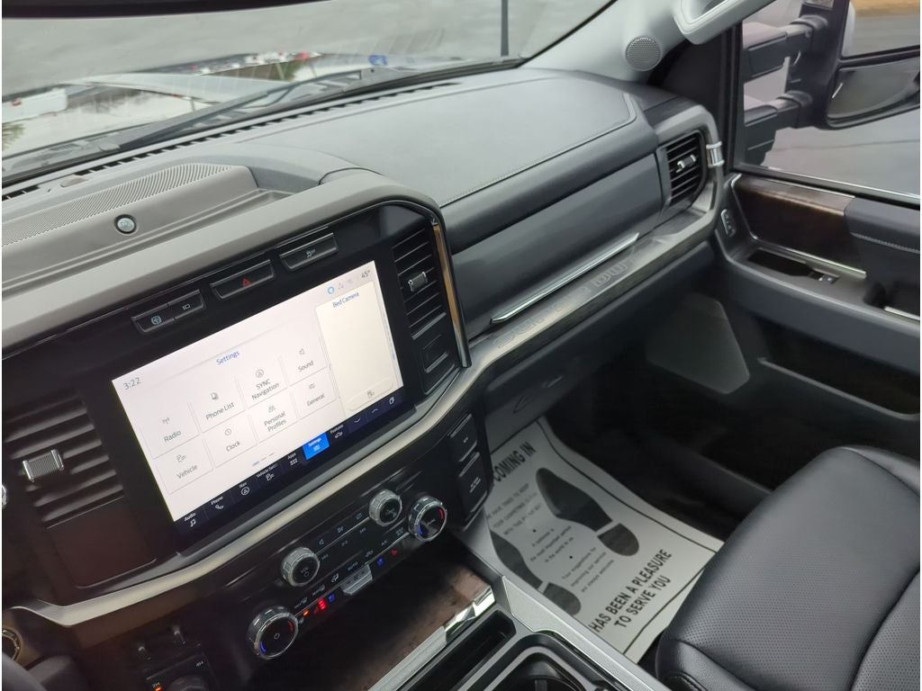 2024 Ford F-350 LARIAT