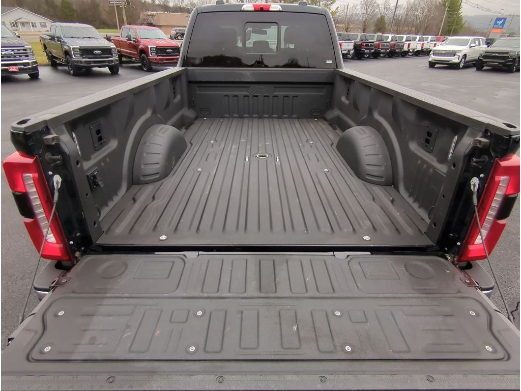 2024 Ford F-350 LARIAT