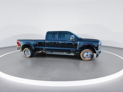 2024 Ford F-350 LARIAT