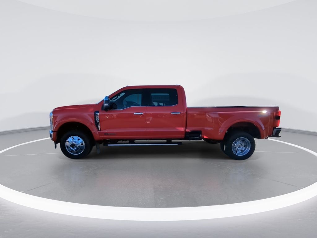 2025 Ford F-450 LARIAT
