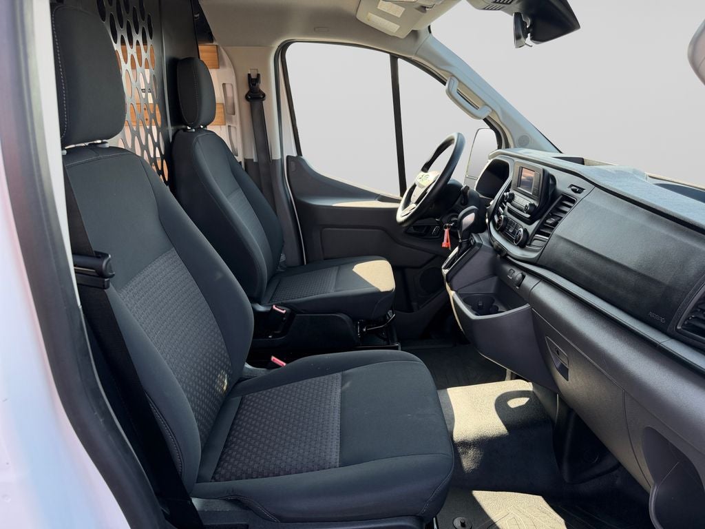 2025 Ford Transit Van Base