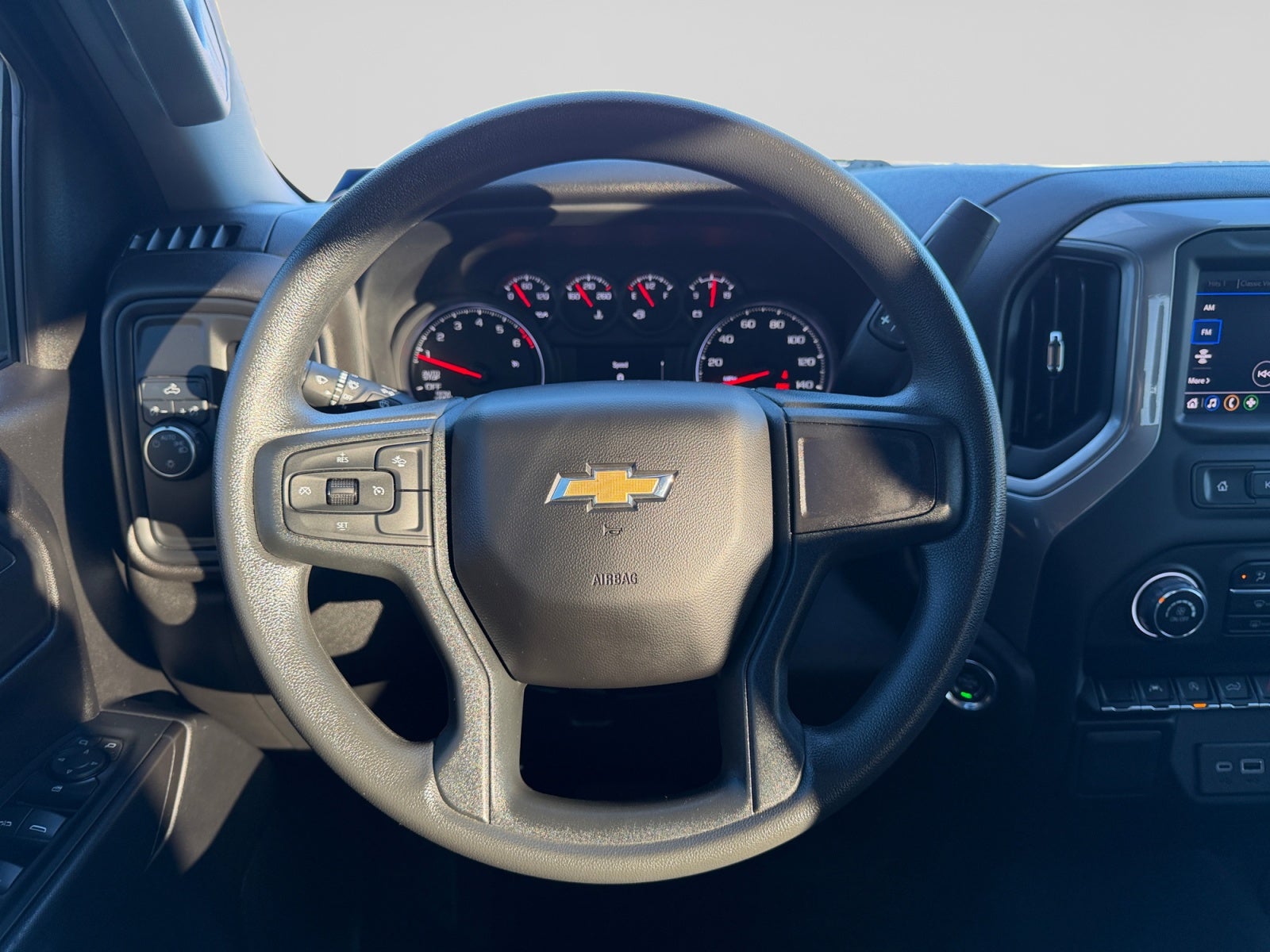 2024 Chevrolet Silverado Custom