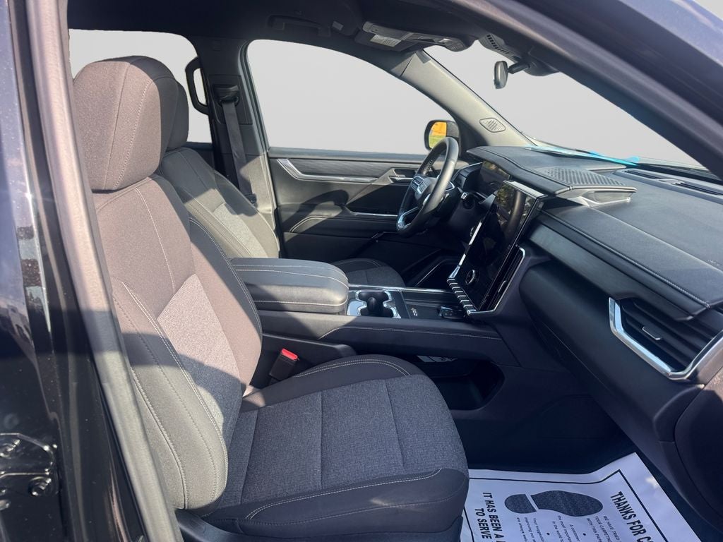 2025 GMC Acadia FWD Elevation