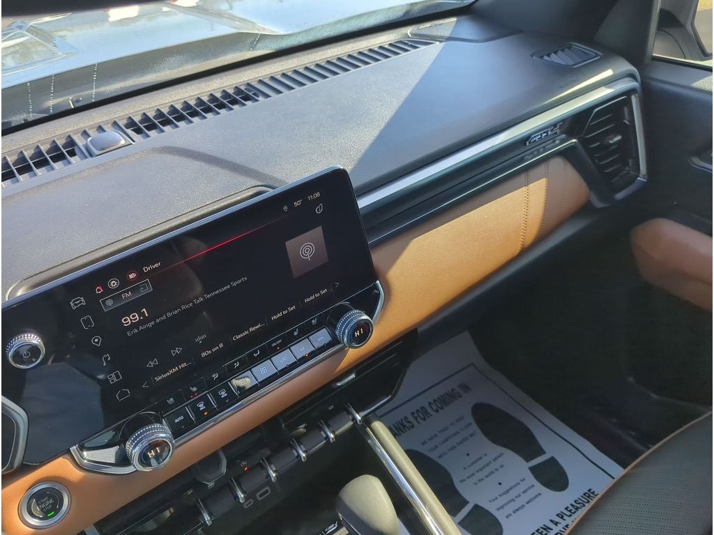 2024 GMC Canyon 4WD AT4