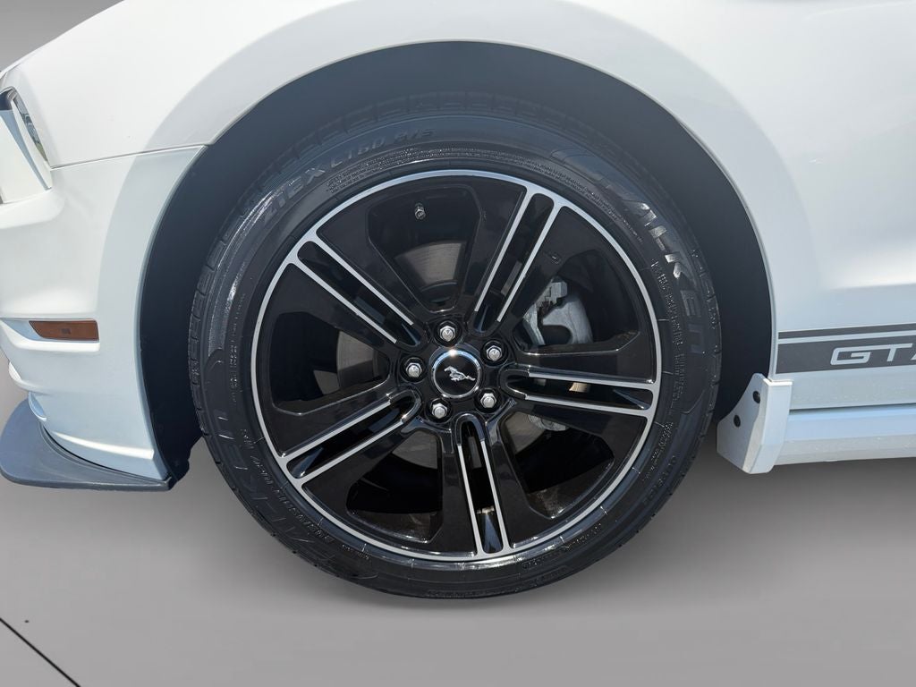 2013 Ford Mustang GT Premium