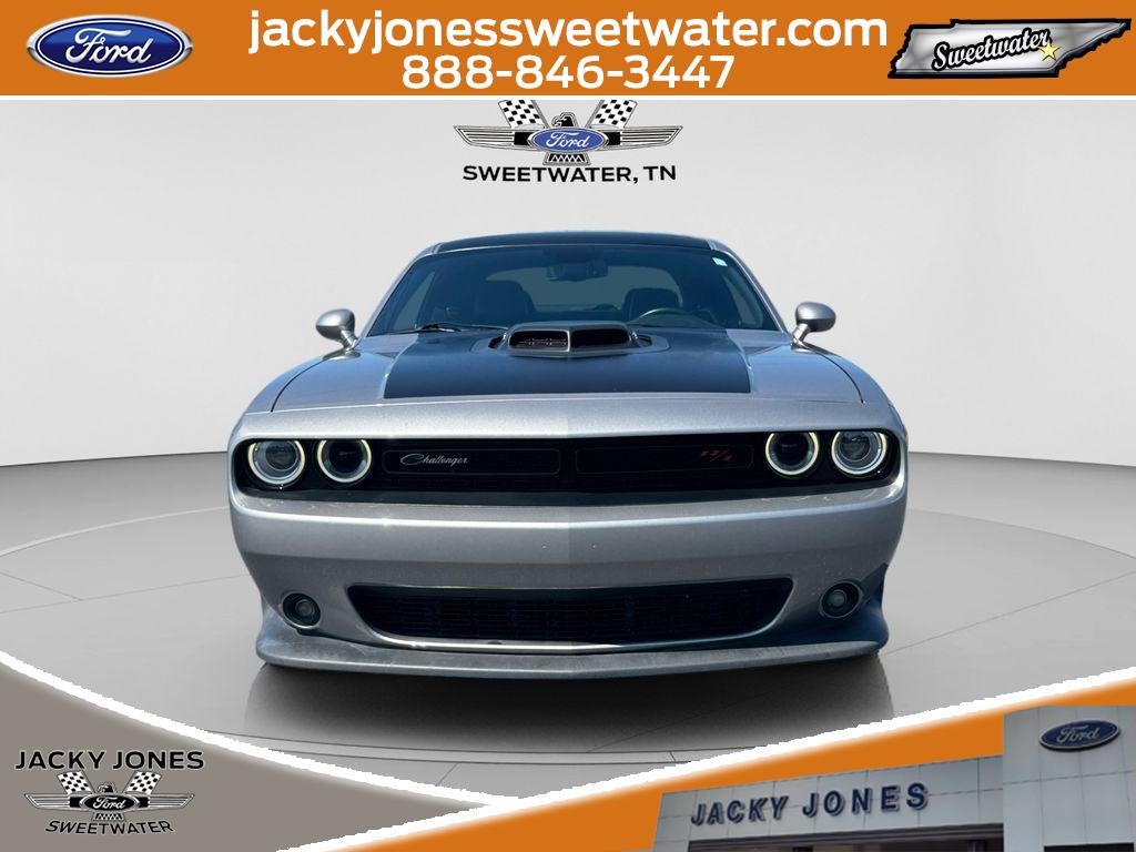 2017 Dodge Challenger 392 Hemi Scat Pack Shaker