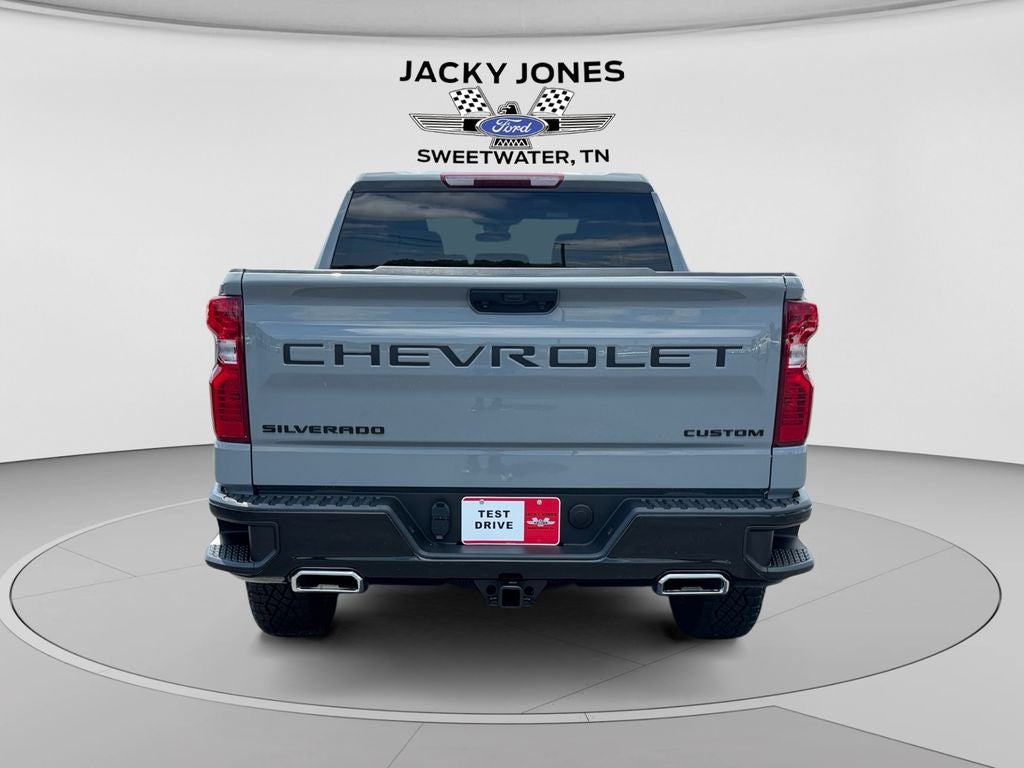 2024 Chevrolet Silverado Custom Trail Boss