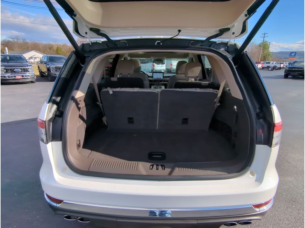 2022 Lincoln Aviator Standard