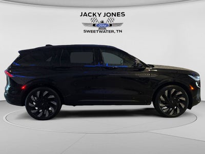 2024 Lincoln Nautilus Reserve
