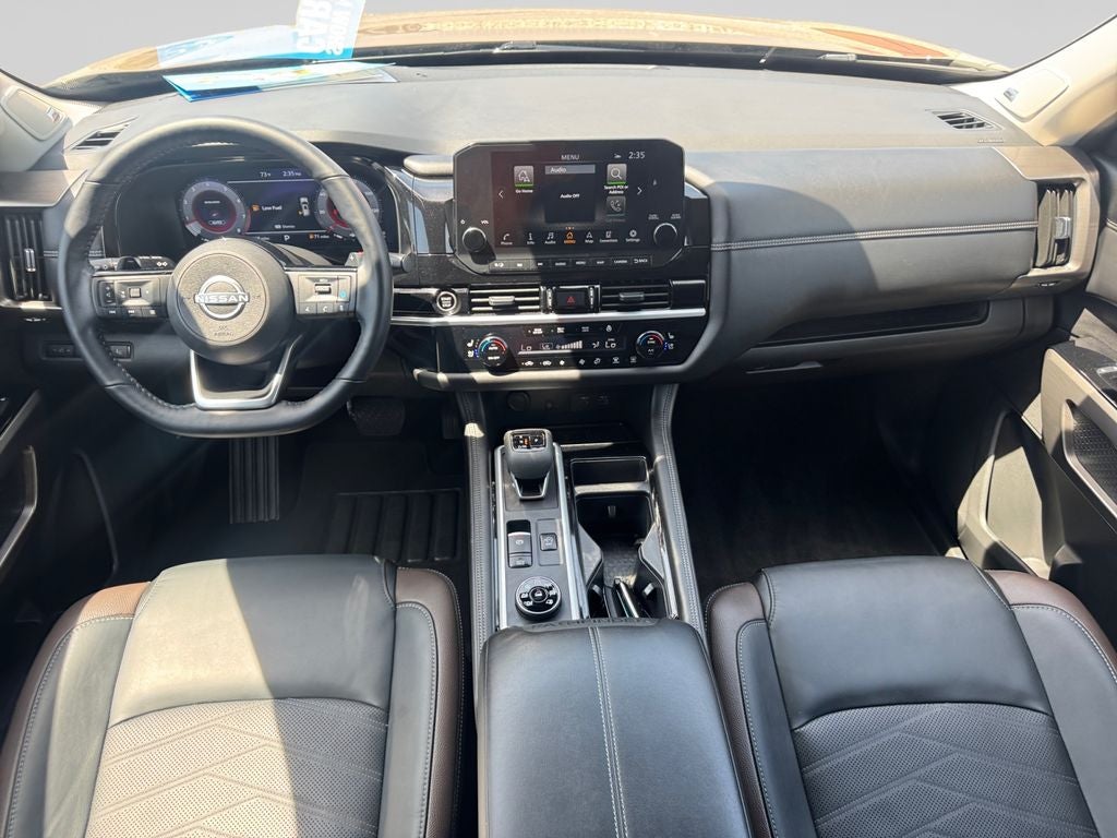 2024 Nissan Pathfinder Platinum
