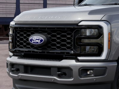 2027 Ford Super Duty F-350® Lariat®