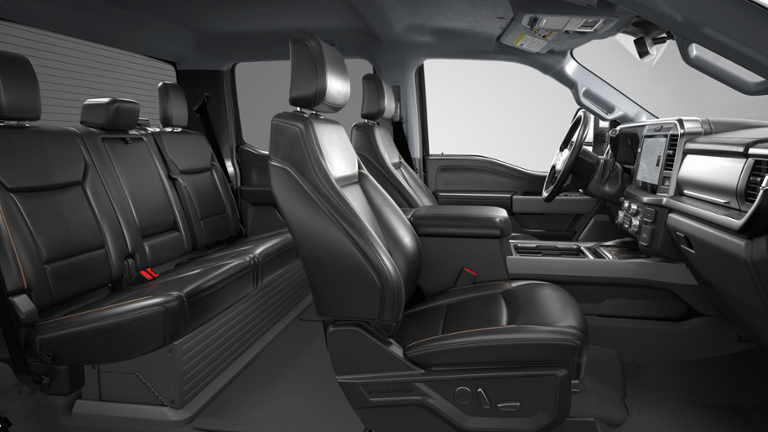2026 Ford Super Duty F-350® Lariat®