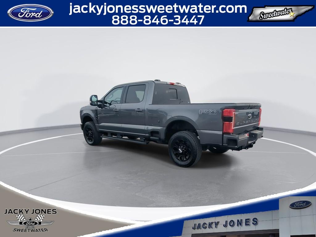 2026 Ford Super Duty F-350® Lariat®