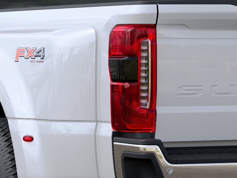 2027 Ford Super Duty F350 4X4 CREW/C
