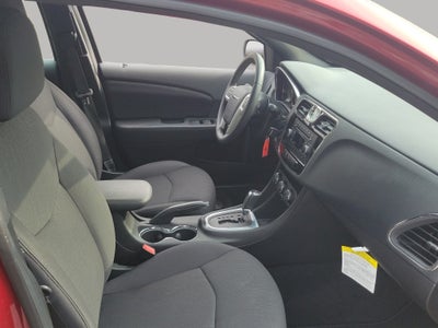 2013 Chrysler 200 Touring