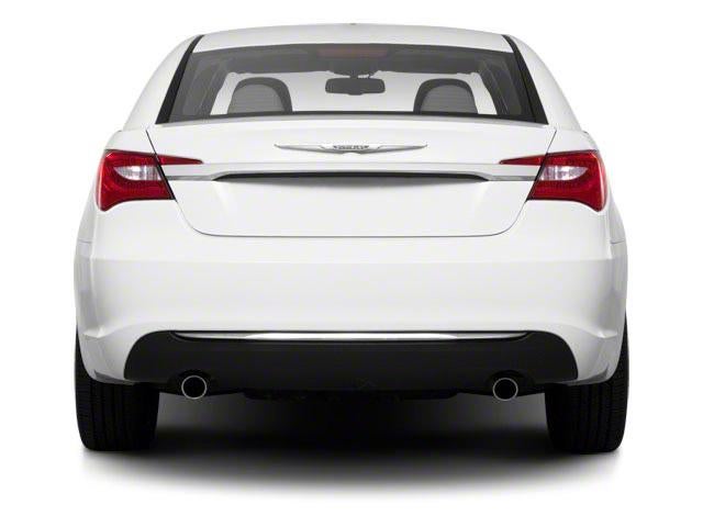 2013 Chrysler 200 Touring