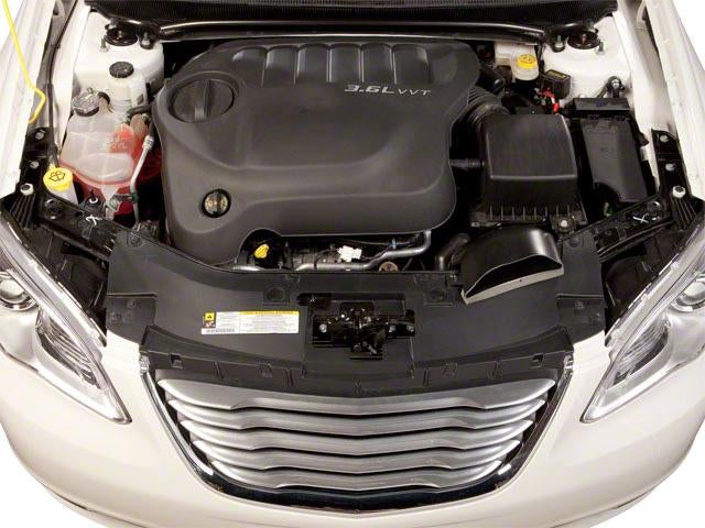 2013 Chrysler 200 Touring