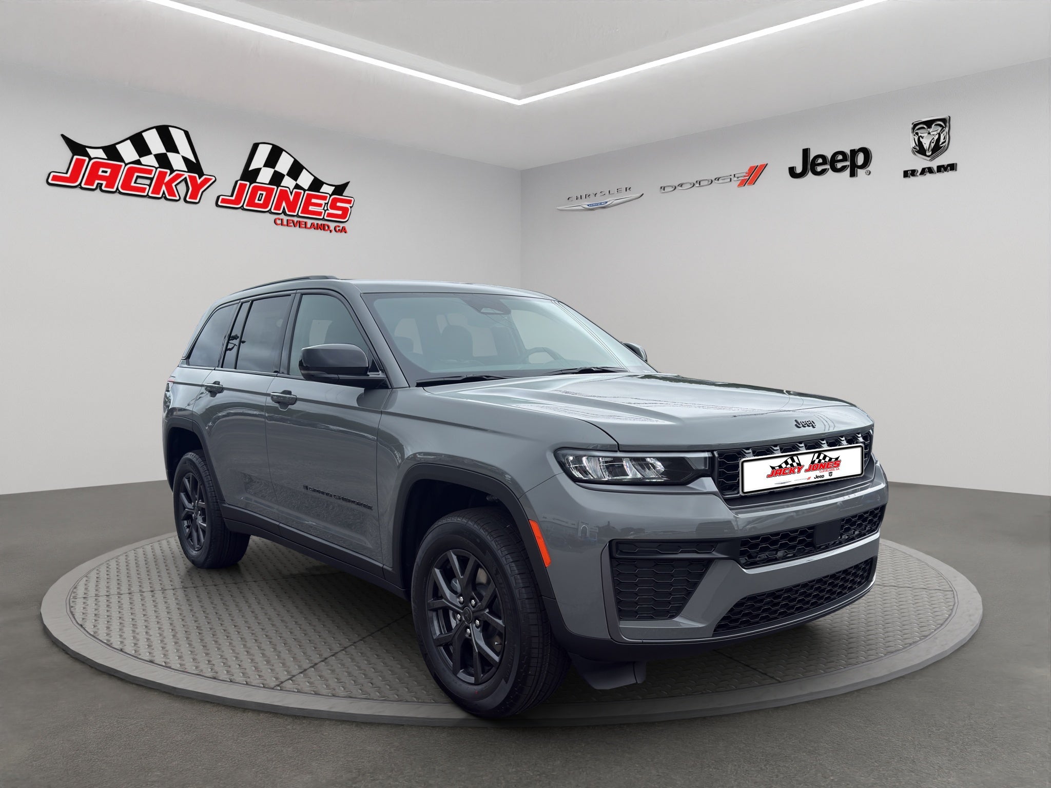 2027 Jeep Grand Cherokee Laredo Altitude