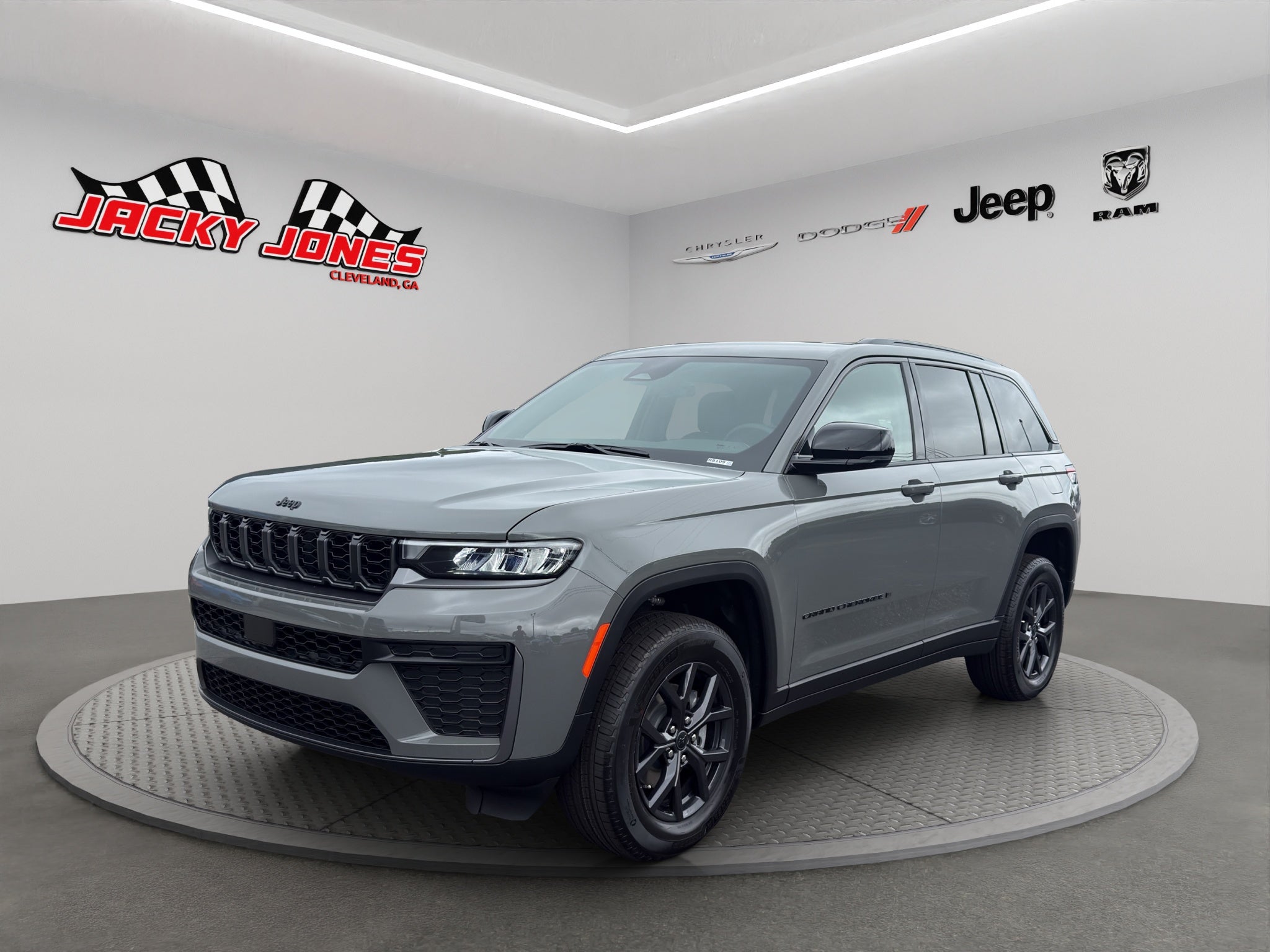 2027 Jeep Grand Cherokee Laredo Altitude