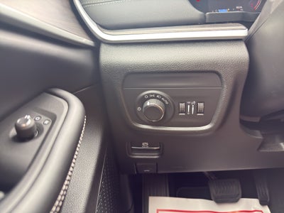 2027 Jeep Grand Cherokee Laredo Altitude
