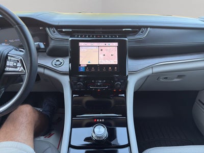 2022 Jeep Grand Cherokee Overland
