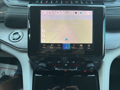2022 Jeep Grand Cherokee Overland