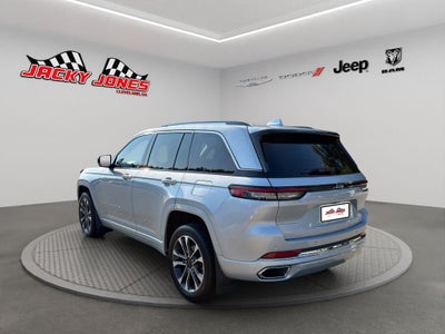 2022 Jeep Grand Cherokee Overland