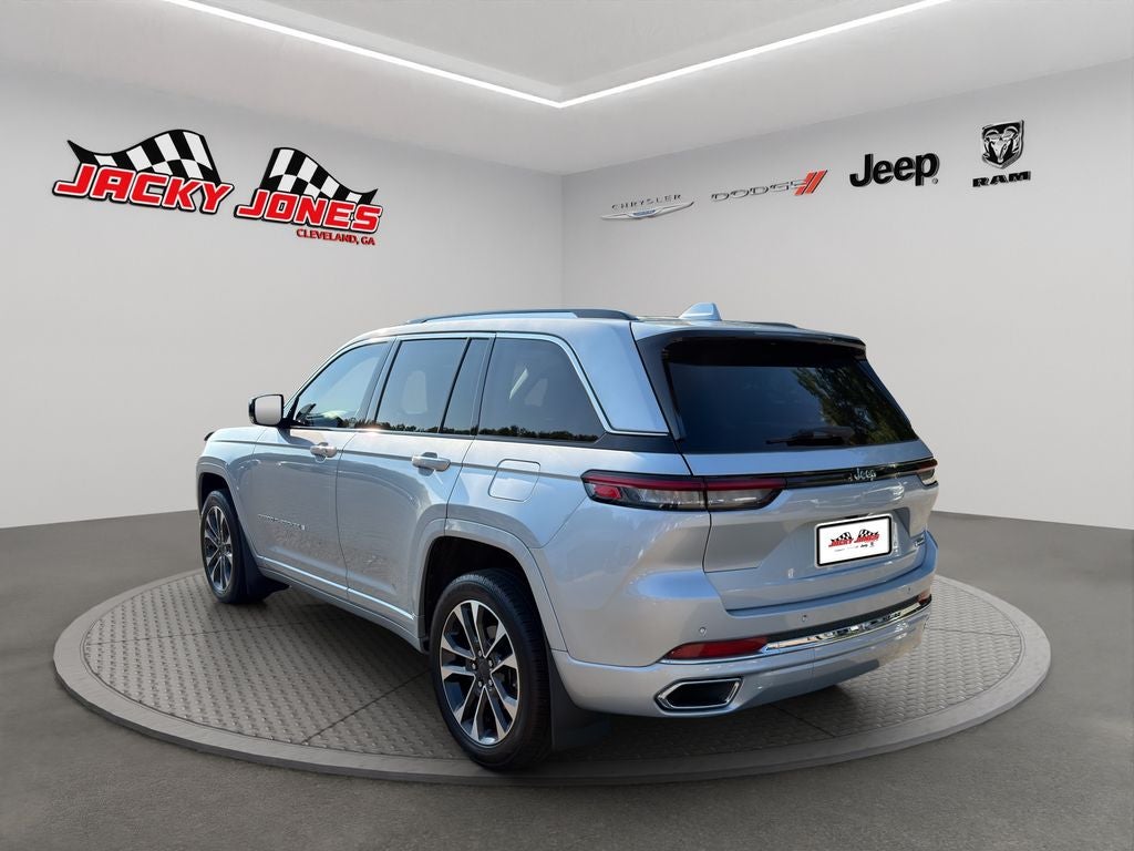 2022 Jeep Grand Cherokee Overland