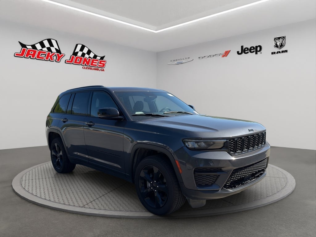 2023 Jeep Grand Cherokee Altitude