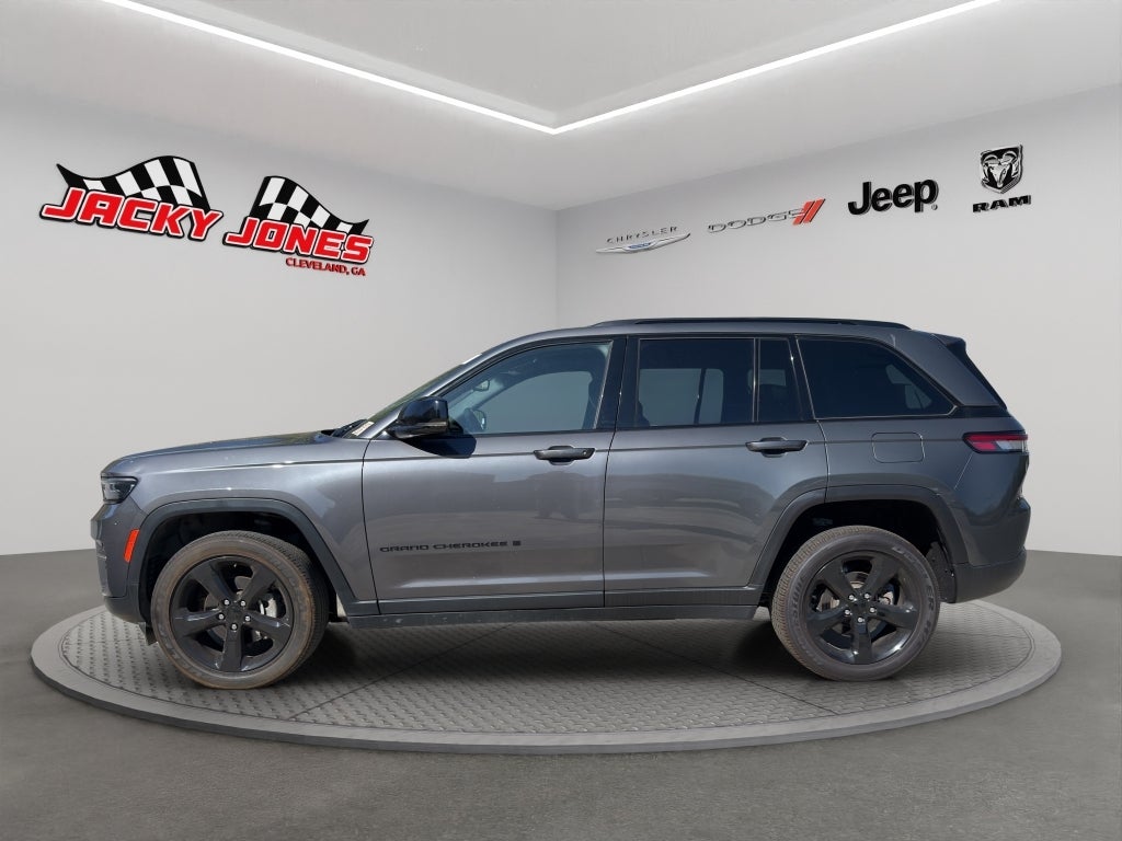 2023 Jeep Grand Cherokee Altitude