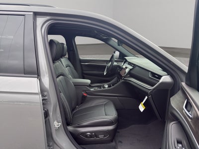 2027 Jeep Grand Cherokee Limited Reserve