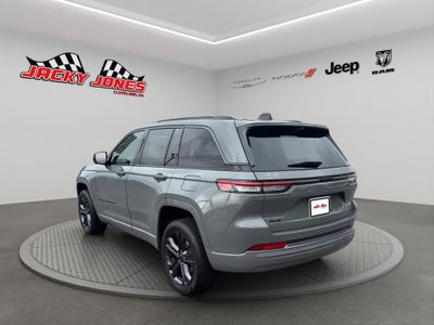 2027 Jeep Grand Cherokee Limited Reserve