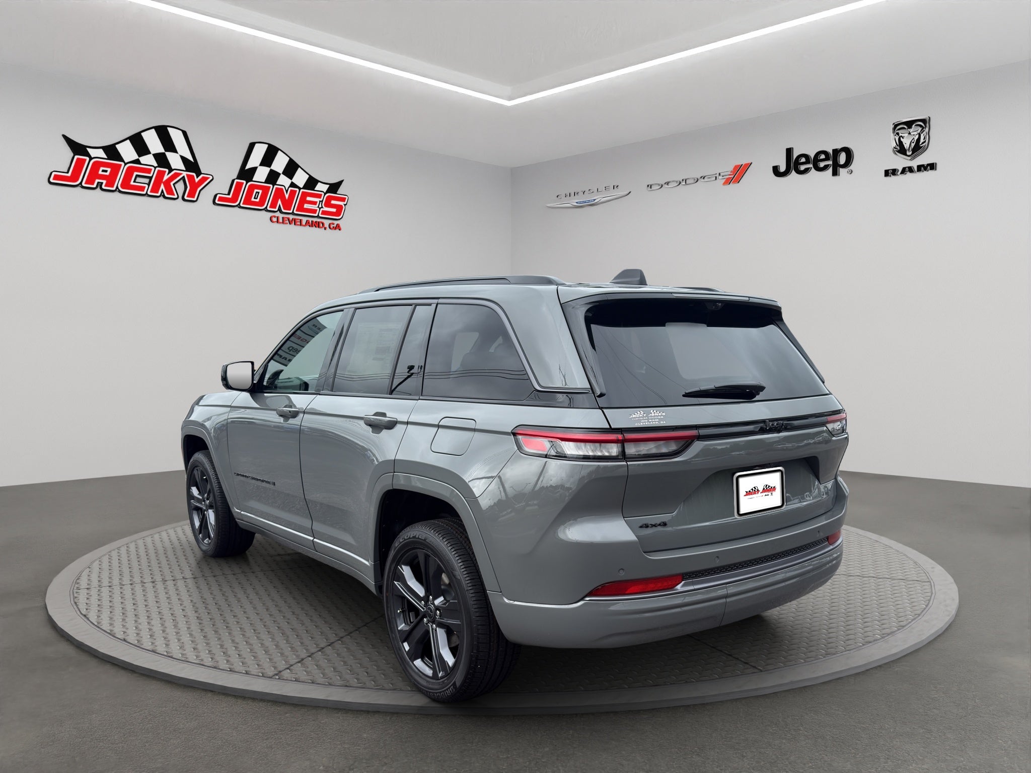2027 Jeep Grand Cherokee Limited Reserve