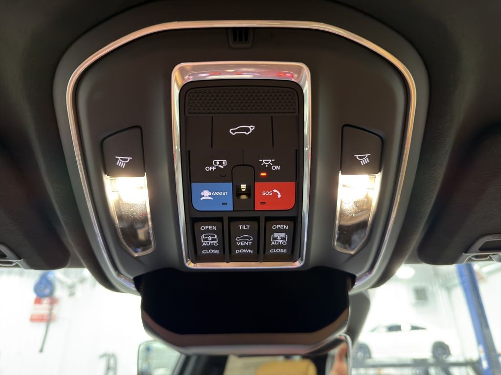 2026 Jeep Grand Cherokee Summit