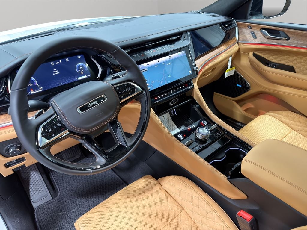 2026 Jeep Grand Cherokee Summit