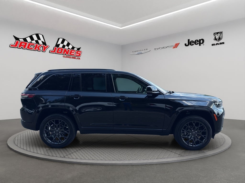2026 Jeep Grand Cherokee Summit