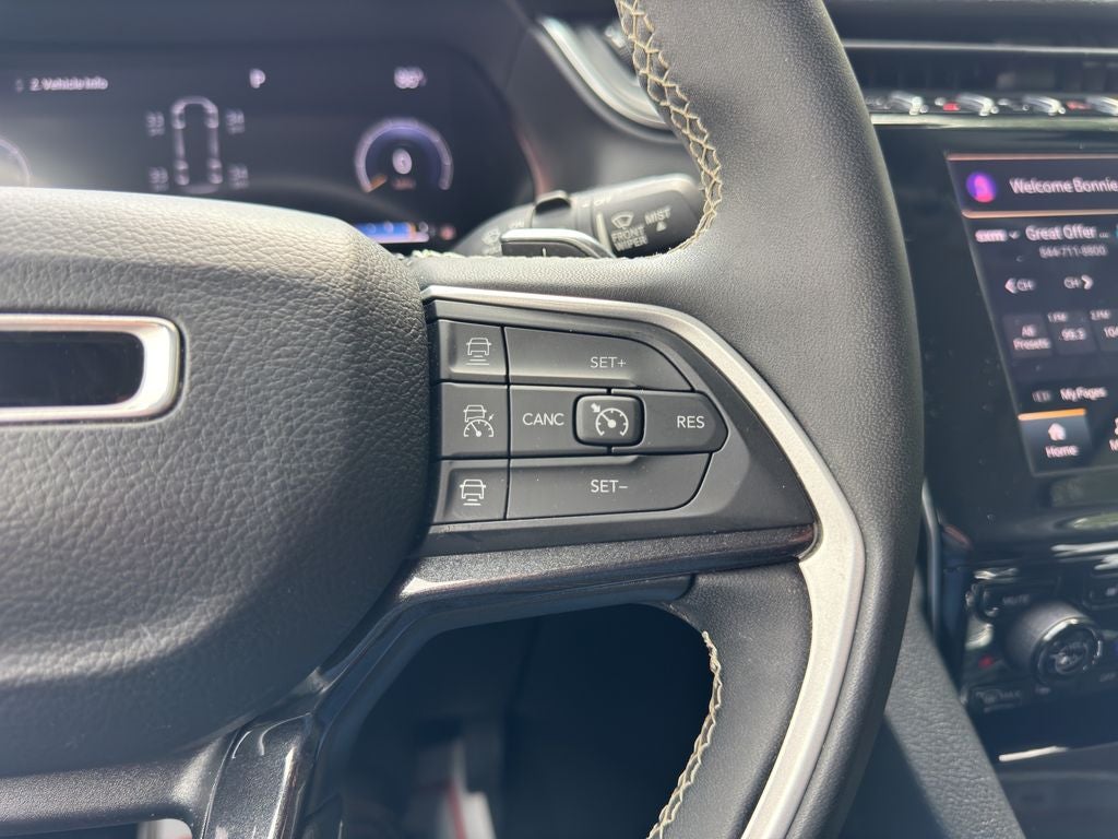2023 Jeep Grand Cherokee L Laredo