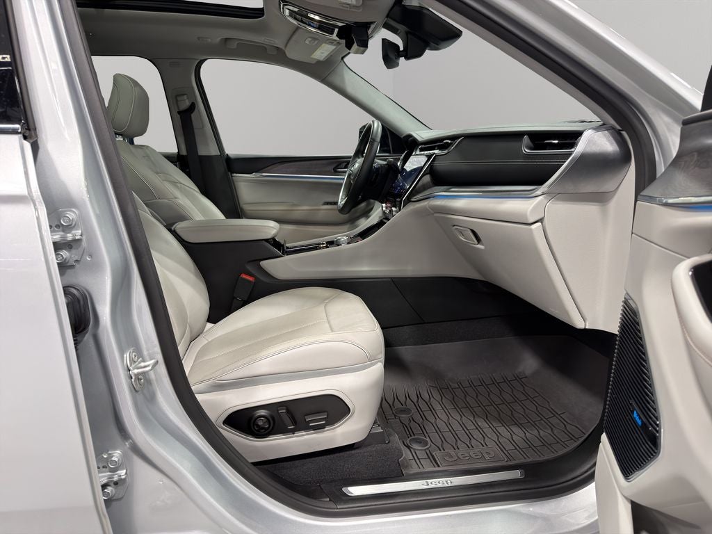 2022 Jeep Grand Cherokee L Overland